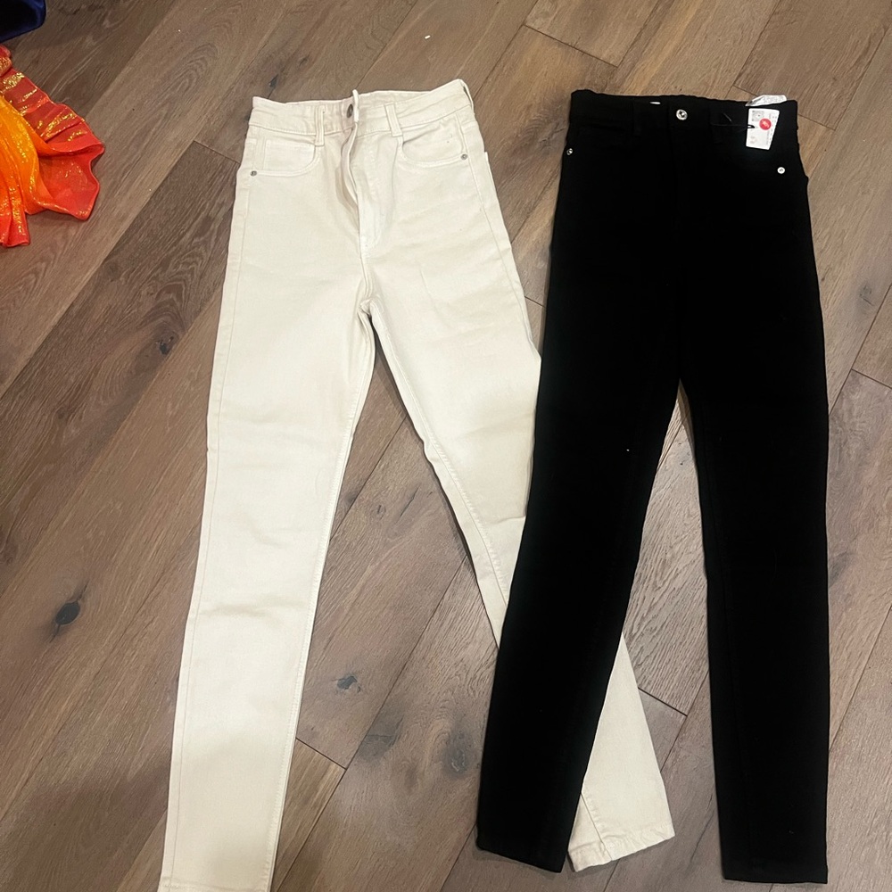 Zara Skinny Jeans Duo — Black & Cream